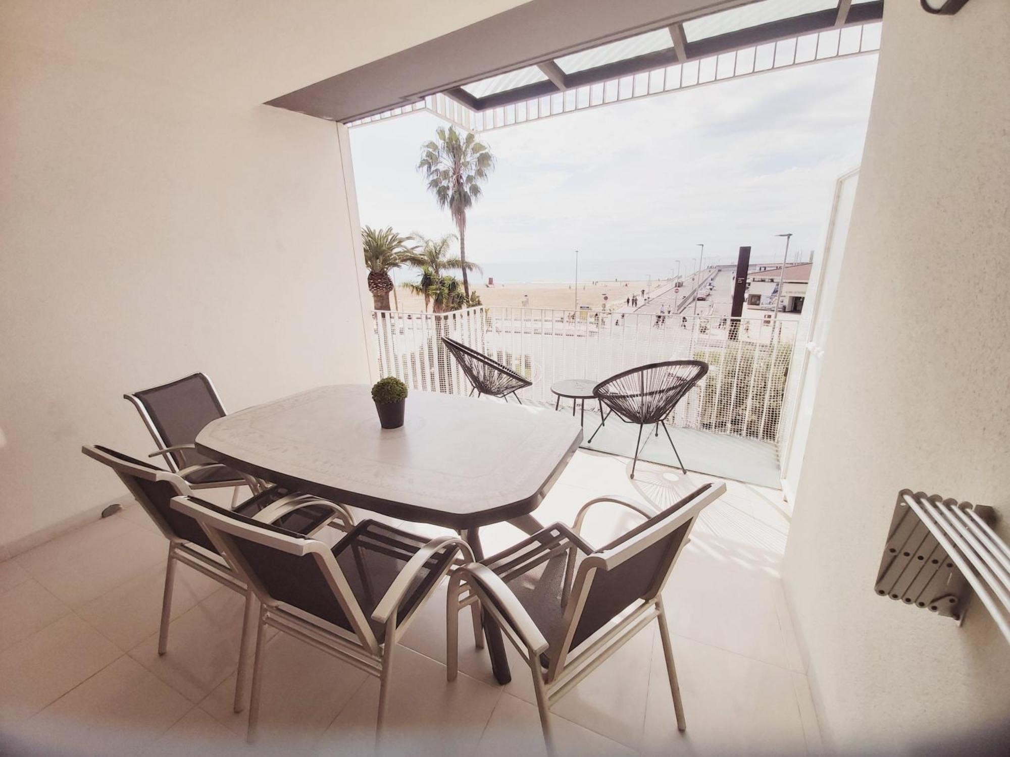Apartaments Voramar Cambrils Oda fotoğraf